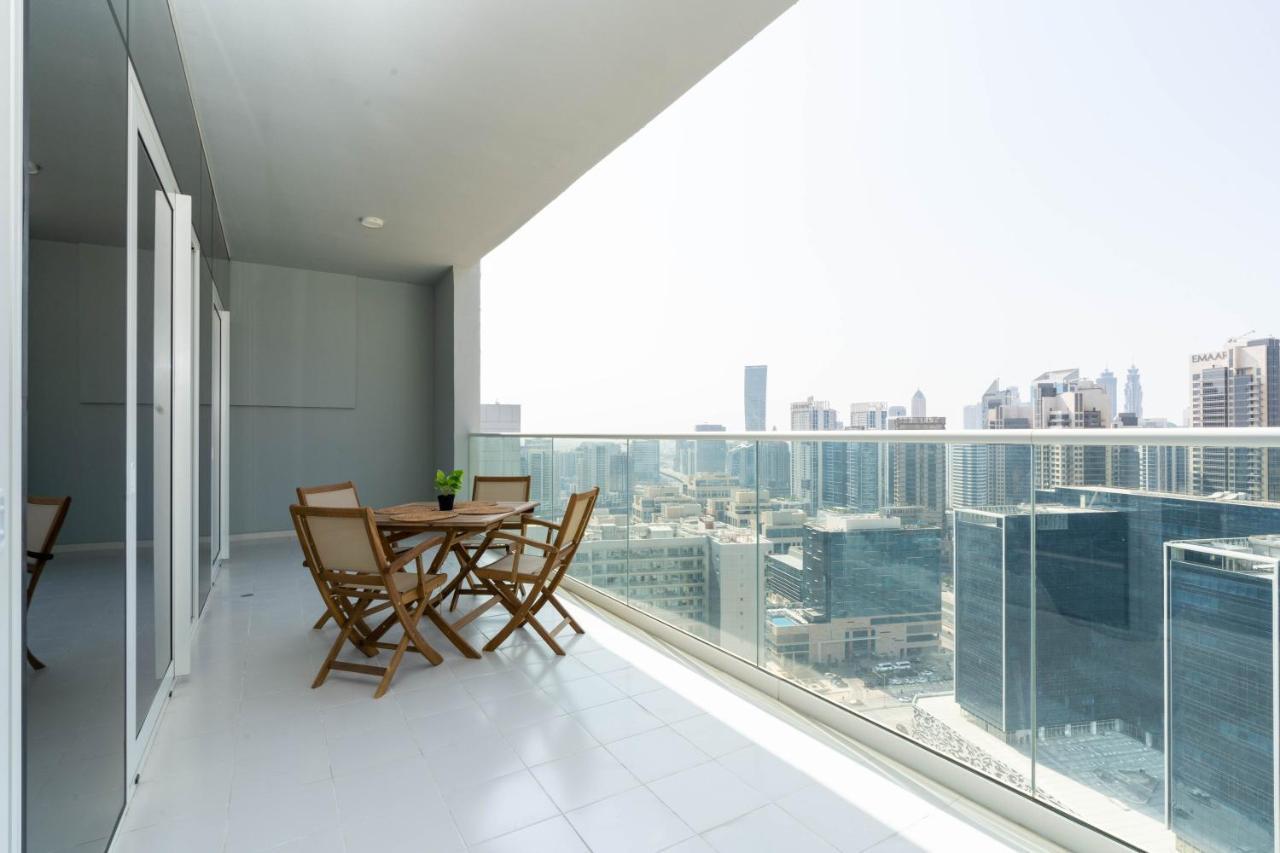 Delightful 2Br Apartment At Reva Residences Dubai Exterior foto