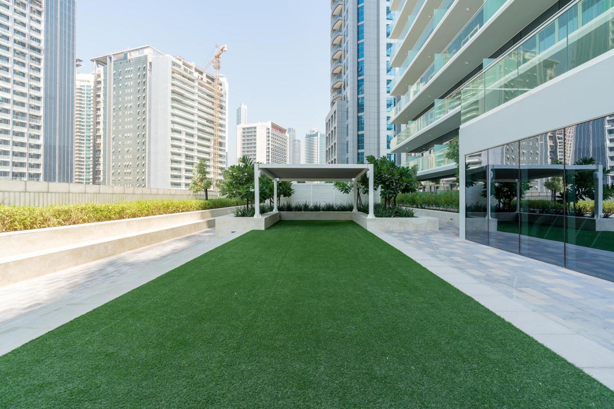 Delightful 2Br Apartment At Reva Residences Dubai Exterior foto